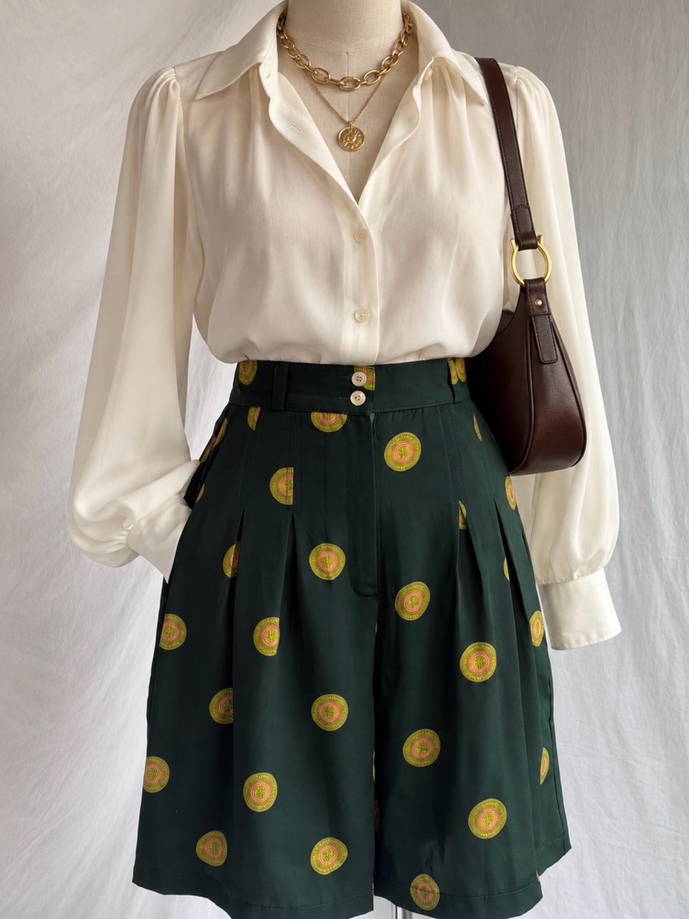 Vintage Georgetown High Waist Pleated Culotte Bermuda Shorts | Size Medium